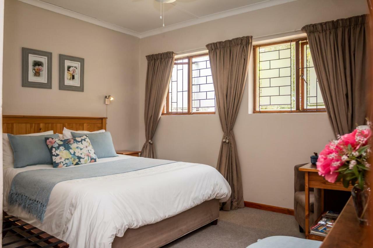 Jenny'S Guest House Grahamstown Εξωτερικό φωτογραφία