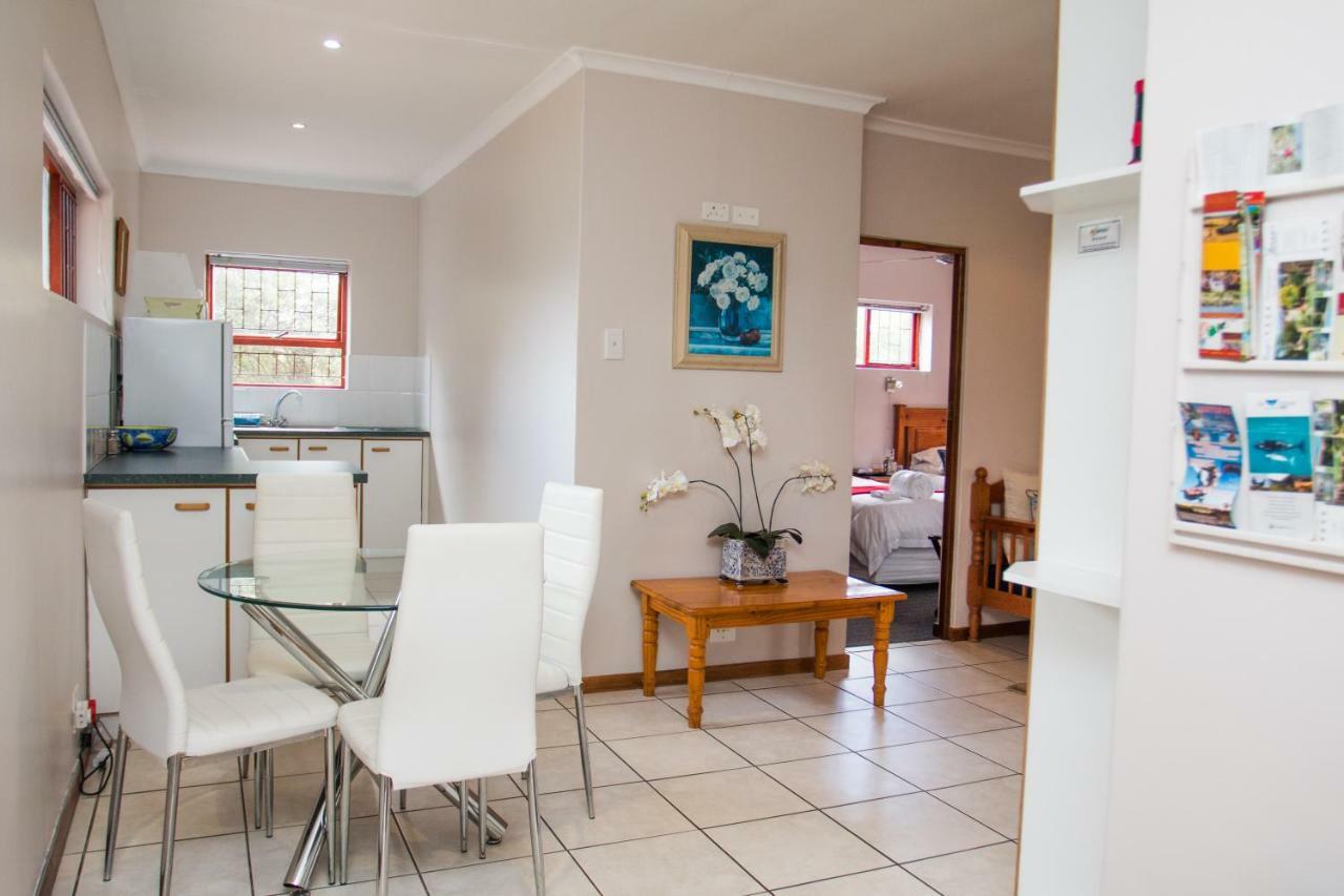 Jenny'S Guest House Grahamstown Εξωτερικό φωτογραφία