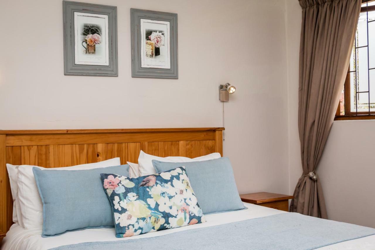 Jenny'S Guest House Grahamstown Εξωτερικό φωτογραφία