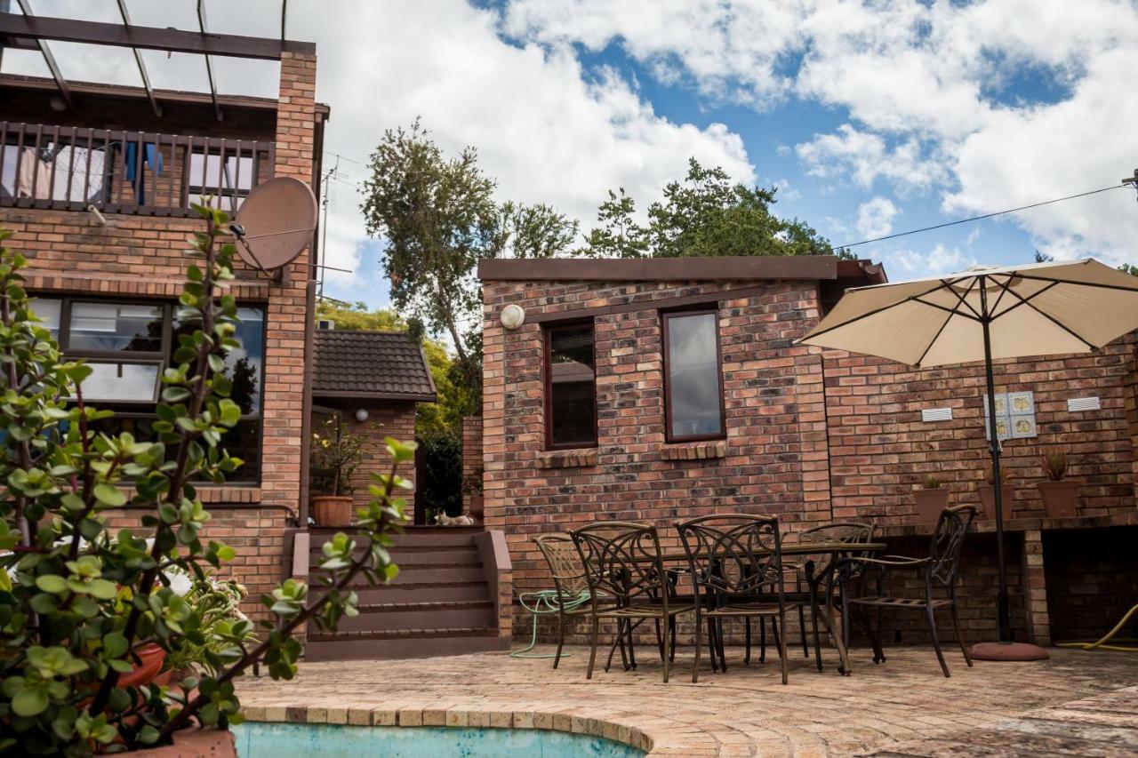 Jenny'S Guest House Grahamstown Εξωτερικό φωτογραφία
