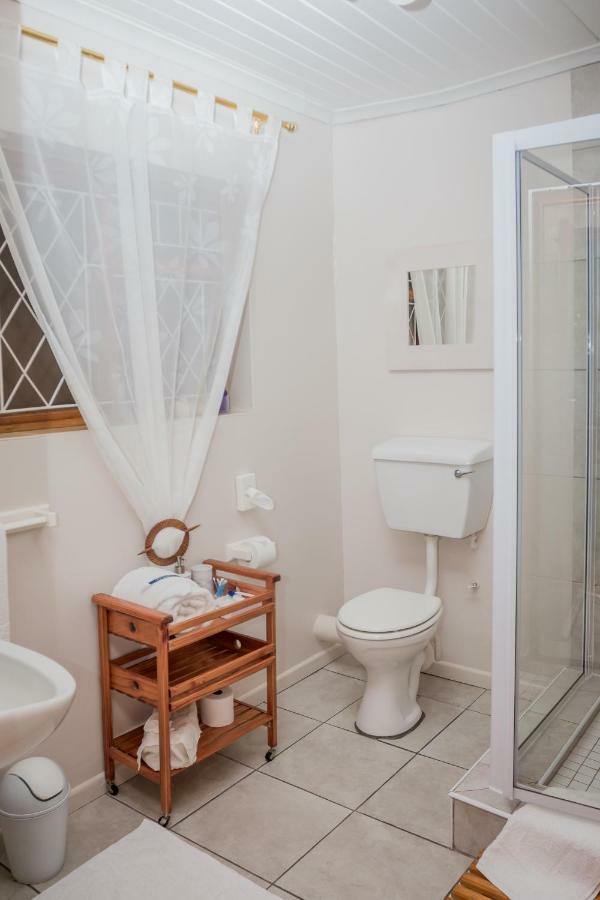 Jenny'S Guest House Grahamstown Εξωτερικό φωτογραφία